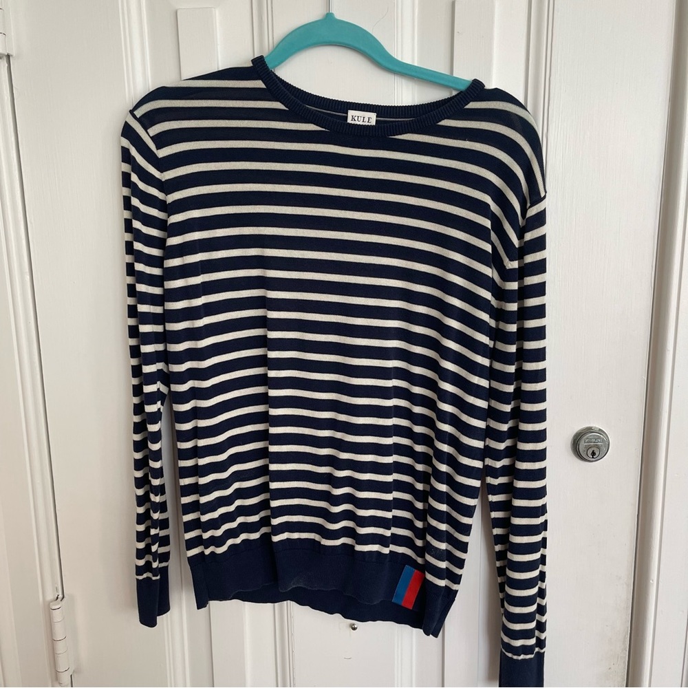 KULE Sweater. Size Large.